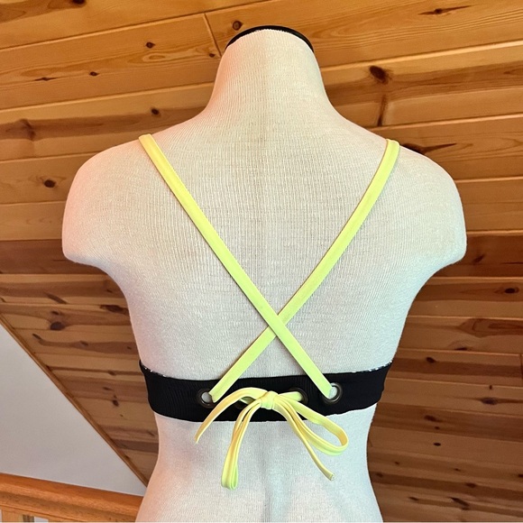 Maaji Floral Reversible Bikini Set Size S - Picture 3 of 7